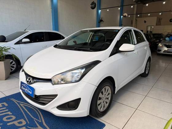 HYUNDAI HB20 1.0 COMFORT 12V FLEX 4P MANUAL HYUNDAI HB20 1.0 COMFORT 12V FLEX 4P MANUAL